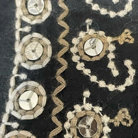 Express Top Women Small‎ Navy Blue Silver Embroidered Sequin Shirt V-neck blouse - Picture 7 of 10